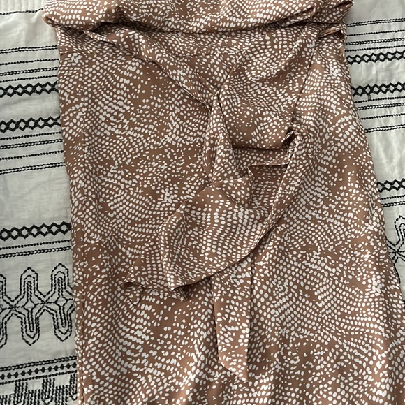 Vici Two Piece Set - Picture 3 of 4